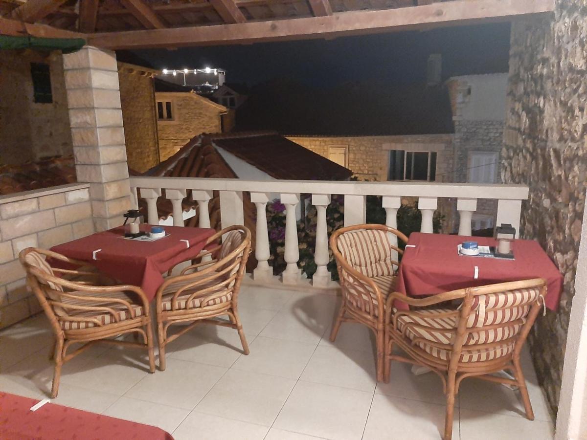 Vila Dora Supetar Apartment Exterior photo